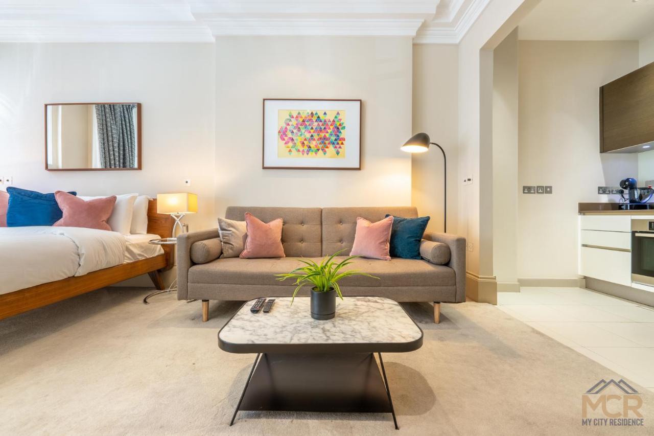 Apartament The Hertford Residences